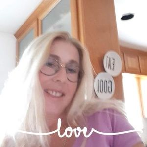 Meet your Posher, Gwen-mark